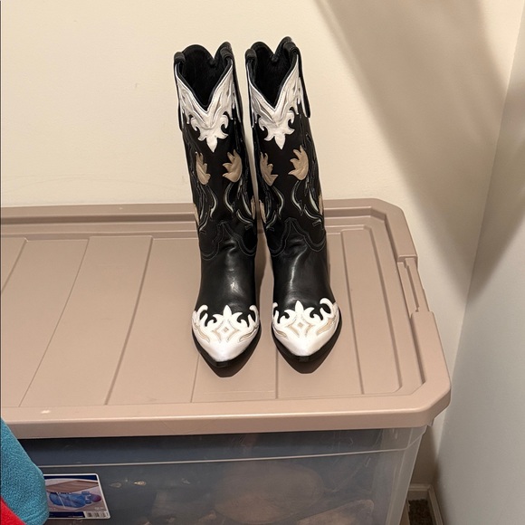 Idyllwind Shoes - Idyllwind tulip boots